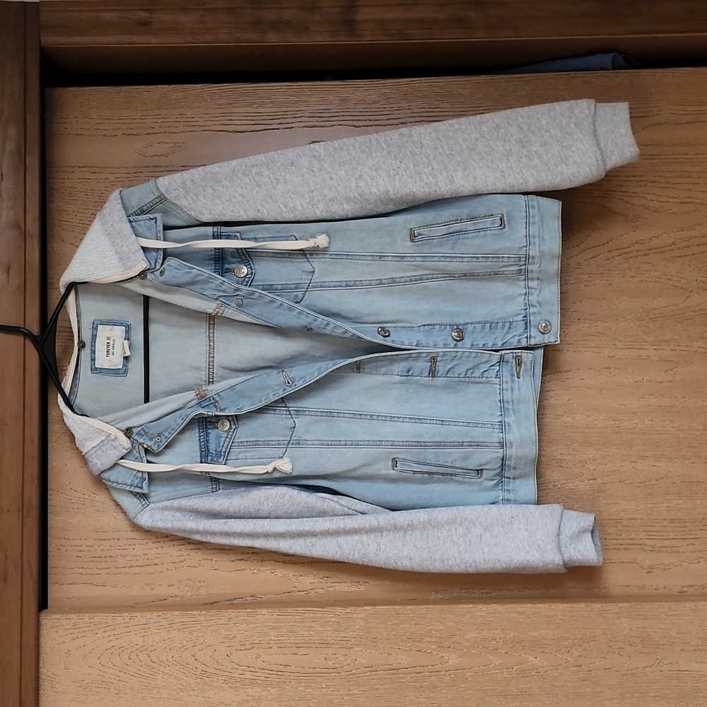 Forever 21 Jean jacket. Size small